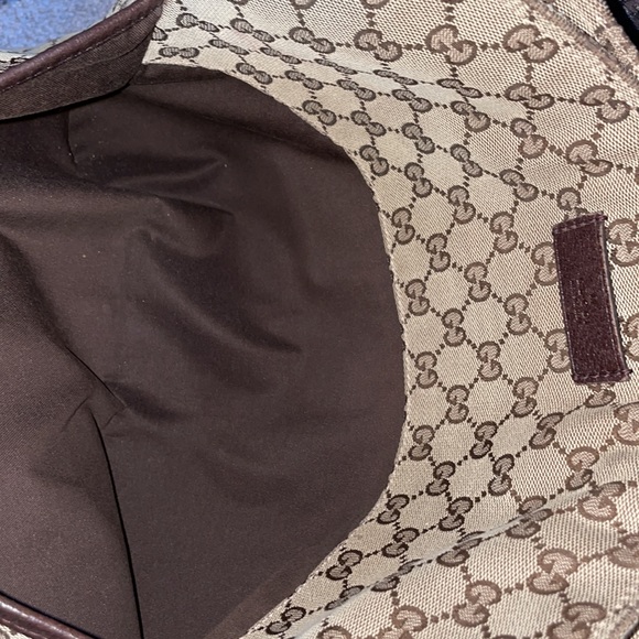 Gucci Messenger Bag - Picture 7 of 8